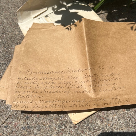 Sewing Pattern - Lorraine Renaissance Neckwear - Picture 4 of 5